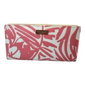 Kate Spade Grant Street Neda Pink & White Bifold Wallet Functional & Glamorous